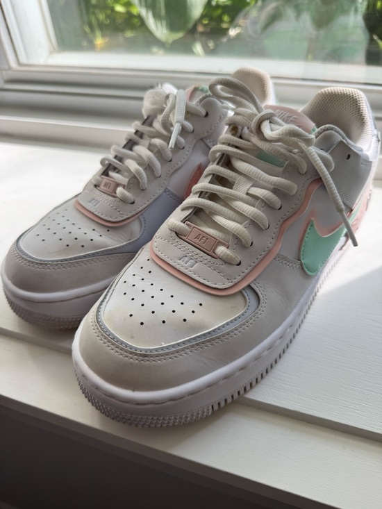 Nike Shoes - Nike AF1 in White, Mint & Pink